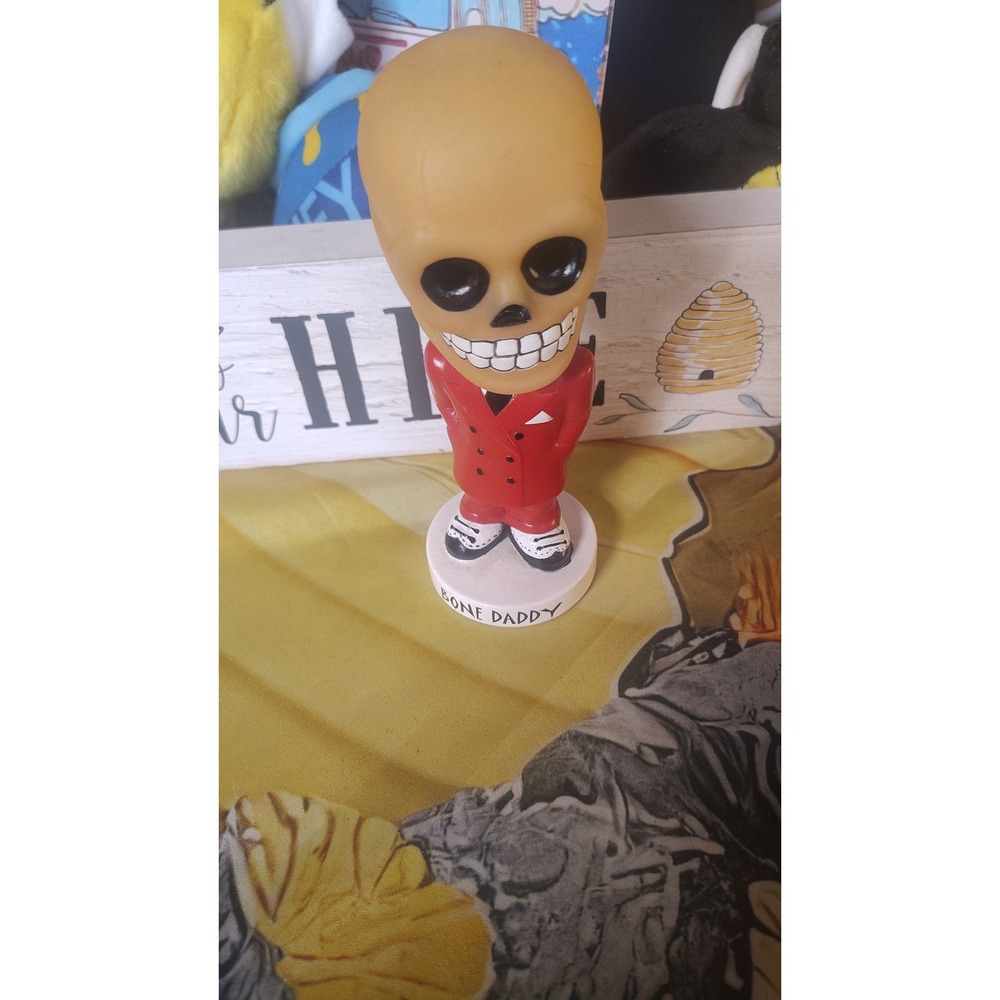 Vintage 1999 Funko Wacky Wobbler Bone Daddy Bobblehead Red Suit Collectible